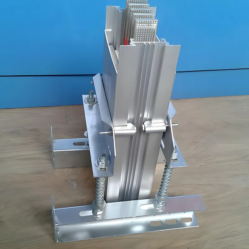 ठाडो स्यान्डविच बसवे